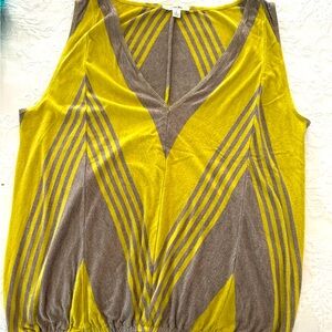 Sophie Max sleeveless vneck cute chartreuse and tan
